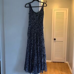 Women’s navy and white patterned Kasper dress- size 4